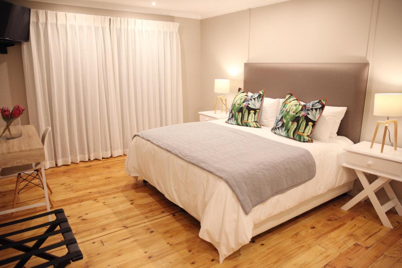 Eden Guesthouse B&B Dana Bay ภายนอก รูปภาพ