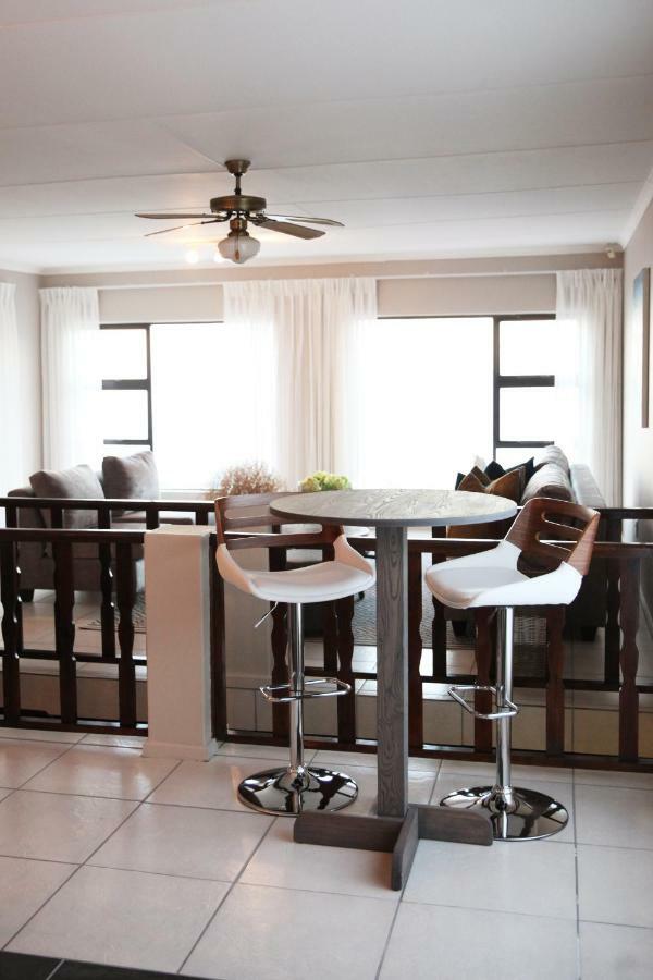Eden Guesthouse B&B Dana Bay ภายนอก รูปภาพ