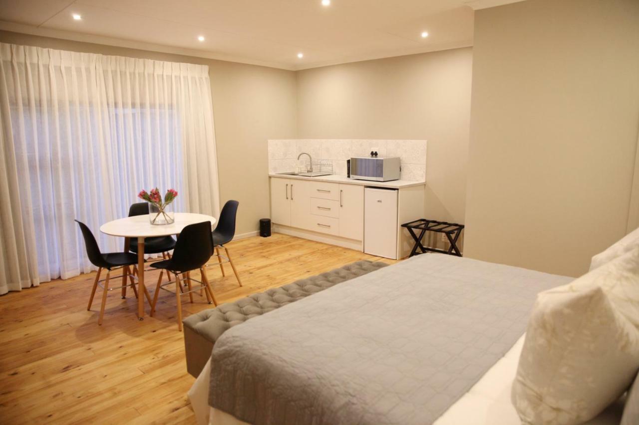 Eden Guesthouse B&B Dana Bay ภายนอก รูปภาพ