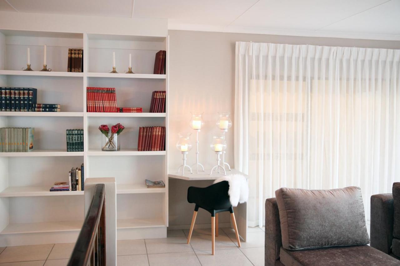 Eden Guesthouse B&B Dana Bay ภายนอก รูปภาพ